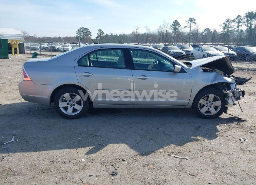 Photo 13 of 2007 Ford Fusion SE (VIN 3FAHP07Z97R220563)