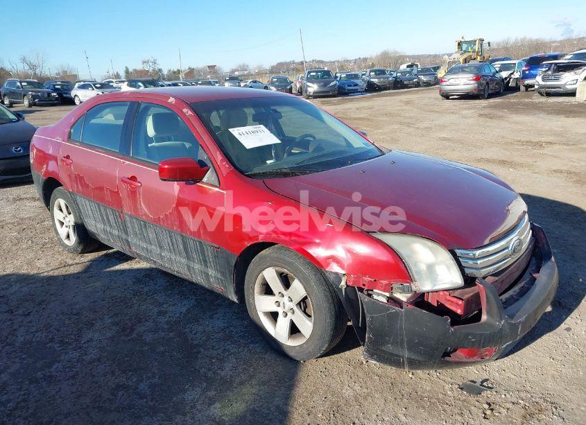 2007 Ford Fusion SE (VIN 3FAHP07Z97R247620) main photo