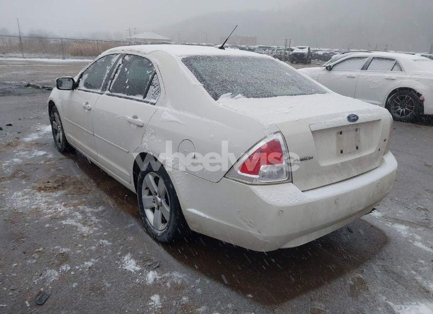 Photo 3 of 2008 Ford Fusion SE (VIN 3FAHP07Z98R191776)