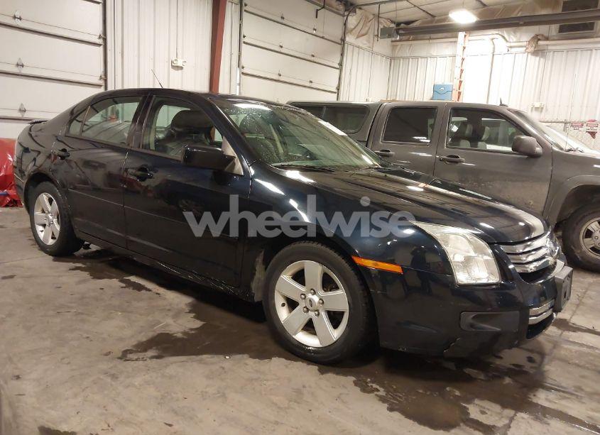 2008 Ford Fusion SE (VIN 3FAHP07Z98R220838) main photo