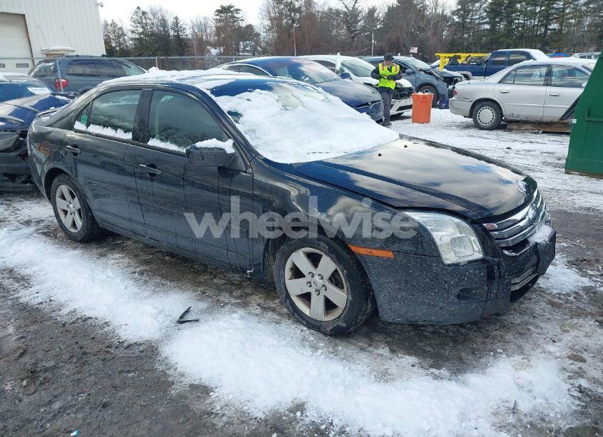 2008 Ford Fusion SE (VIN 3FAHP07Z98R275290) main photo