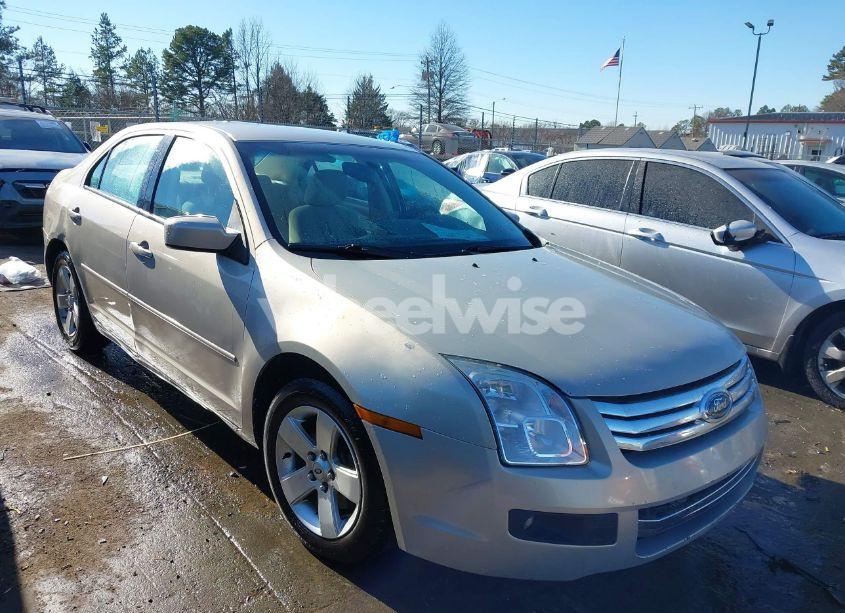 2009 Ford Fusion SE (VIN 3FAHP07Z99R138478) main photo
