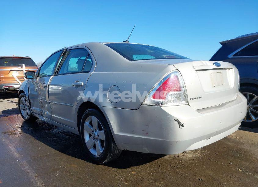 Photo 3 of 2009 Ford Fusion SE (VIN 3FAHP07Z99R138478)