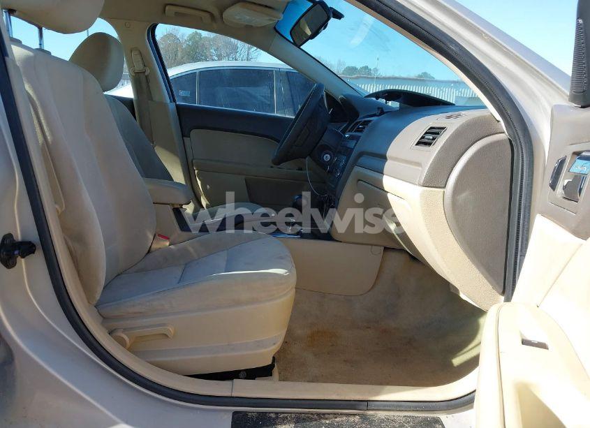 Photo 5 of 2009 Ford Fusion SE (VIN 3FAHP07Z99R138478)