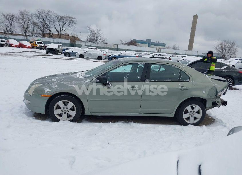 Photo 15 of 2009 Ford Fusion SE (VIN 3FAHP07Z99R189818)