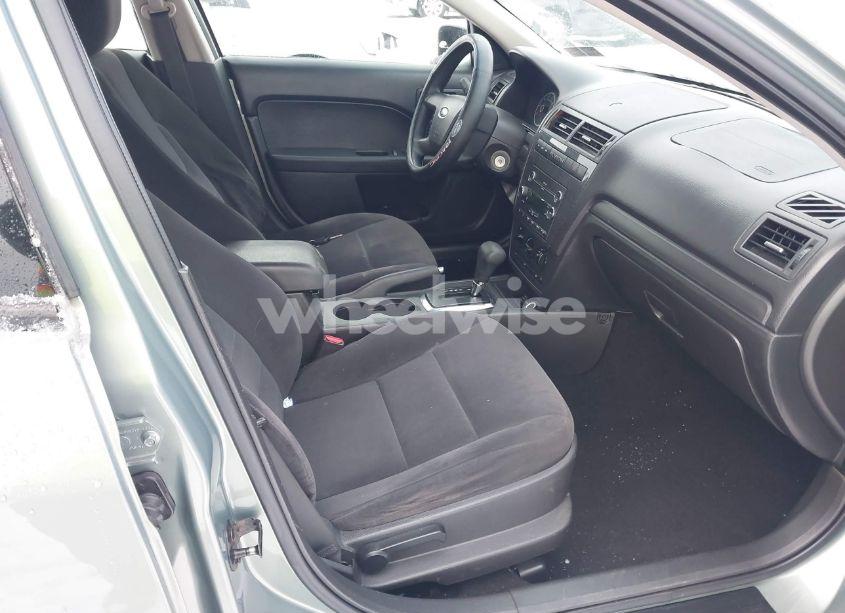 Photo 5 of 2009 Ford Fusion SE (VIN 3FAHP07Z99R189818)