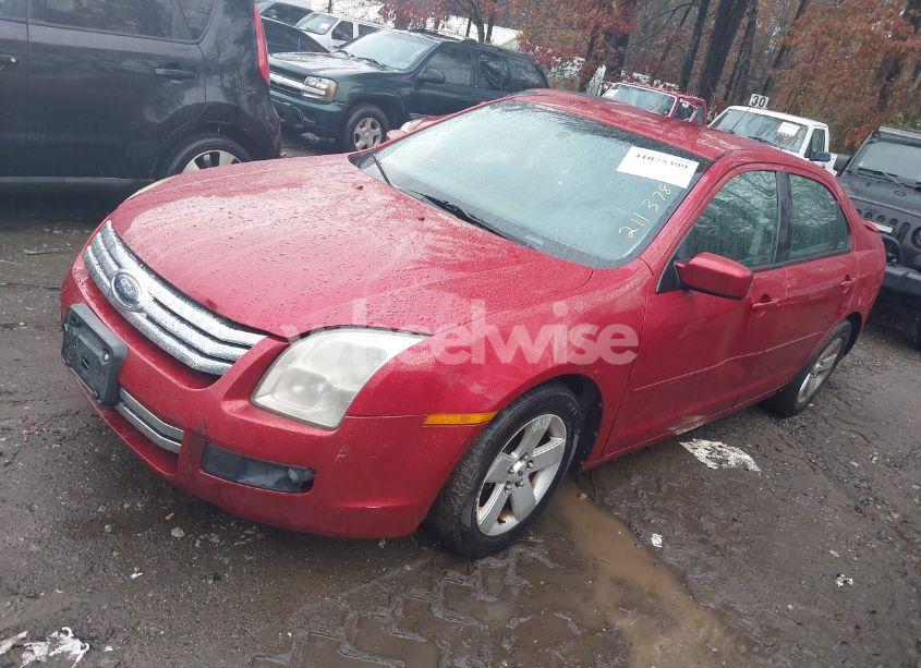 Photo 2 of 2009 Ford Fusion SE (VIN 3FAHP07Z99R211378)