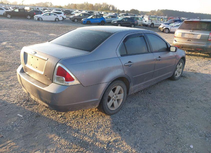 Photo 4 of 2007 Ford Fusion SE (VIN 3FAHP07ZX7R121069)