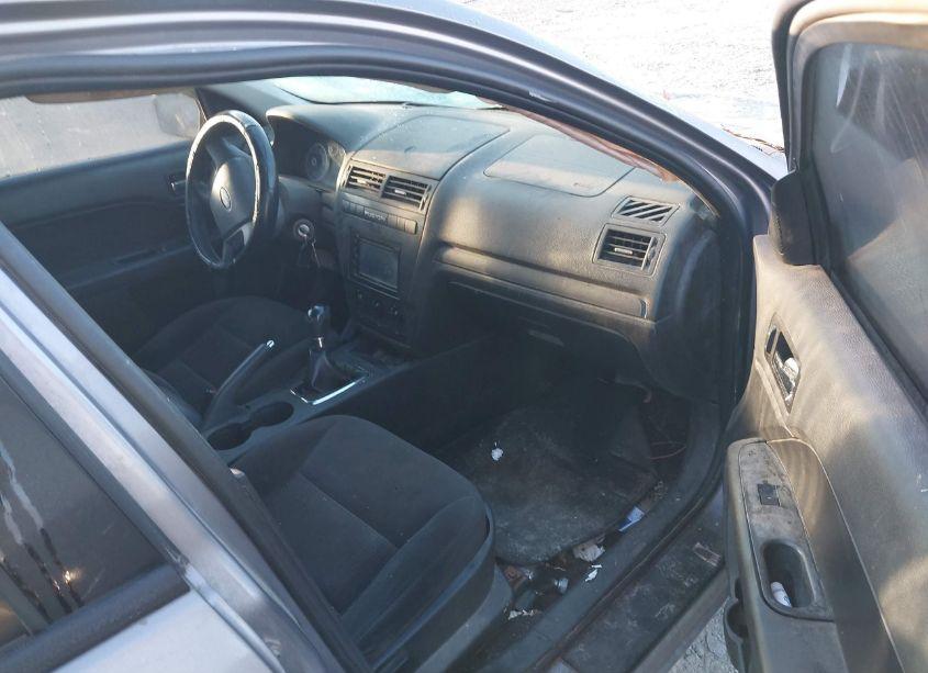 Photo 5 of 2007 Ford Fusion SE (VIN 3FAHP07ZX7R121069)