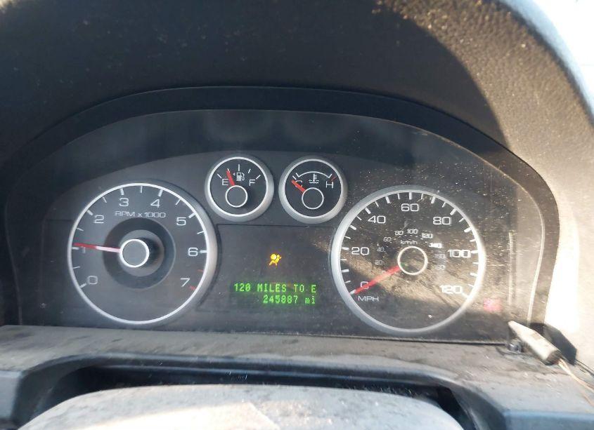 Photo 7 of 2007 Ford Fusion SE (VIN 3FAHP07ZX7R121069)