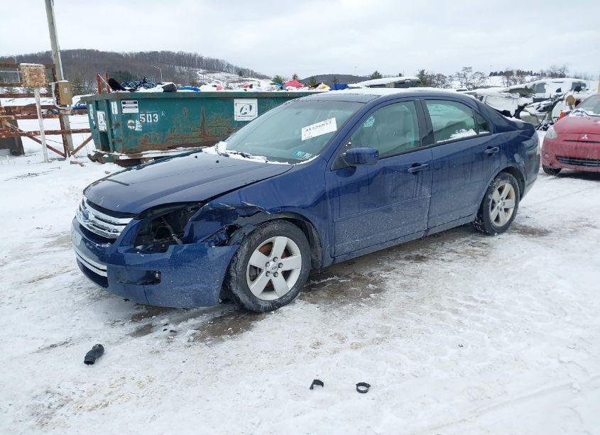 Photo 2 of 2007 Ford Fusion SE (VIN 3FAHP07ZX7R252471)