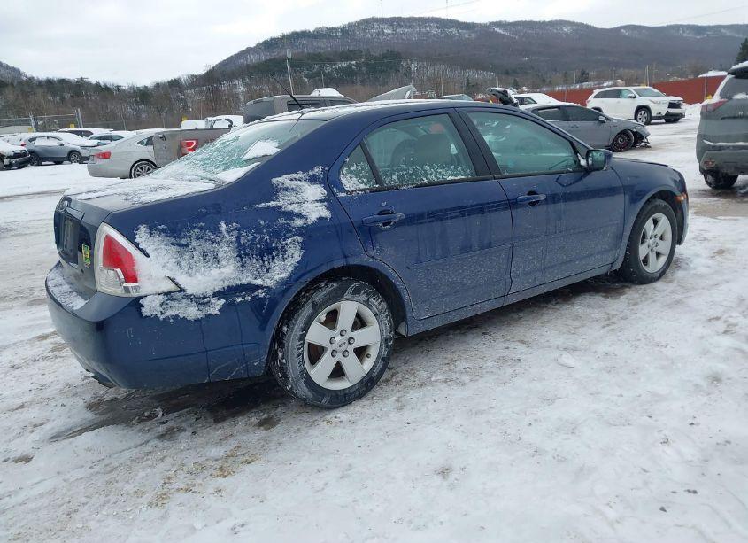 Photo 4 of 2007 Ford Fusion SE (VIN 3FAHP07ZX7R252471)