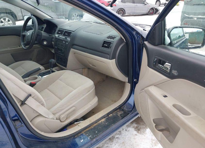 Photo 5 of 2007 Ford Fusion SE (VIN 3FAHP07ZX7R252471)
