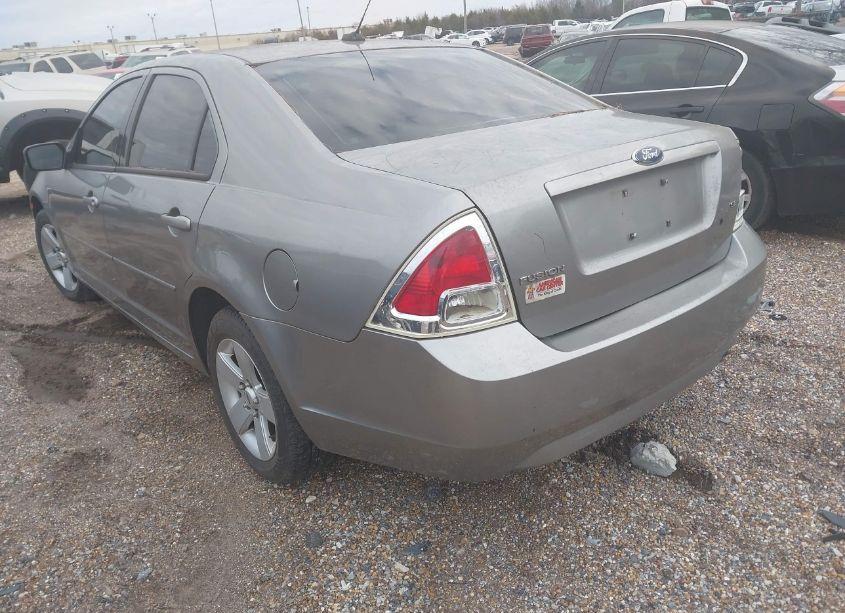 Photo 3 of 2008 Ford Fusion SE (VIN 3FAHP07ZX8R242654)