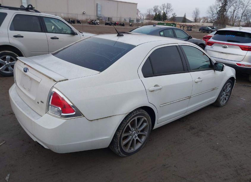 Photo 4 of 2009 Ford Fusion SE (VIN 3FAHP07ZX9R104968)