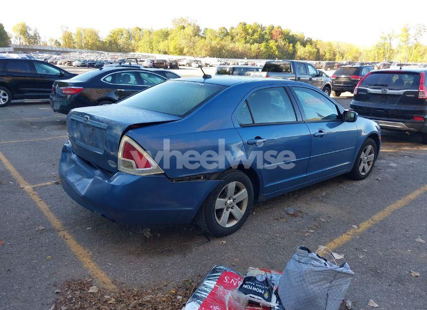 Photo 4 of 2009 Ford Fusion SE (VIN 3FAHP07ZX9R105599)