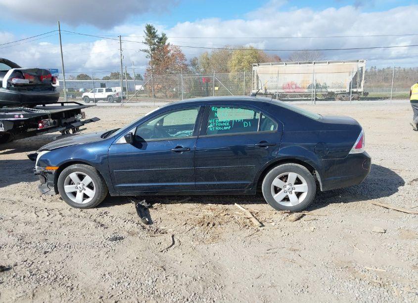 Photo 14 of 2009 Ford Fusion SE (VIN 3FAHP07ZX9R110480)