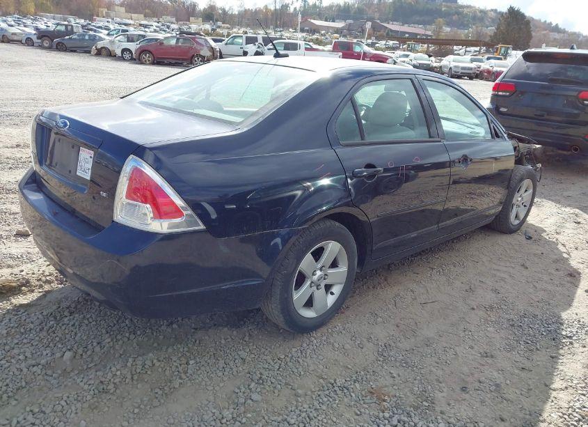 Photo 4 of 2009 Ford Fusion SE (VIN 3FAHP07ZX9R110480)