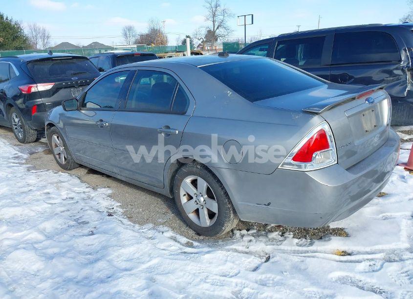 Photo 3 of 2009 Ford Fusion SE (VIN 3FAHP07ZX9R169108)