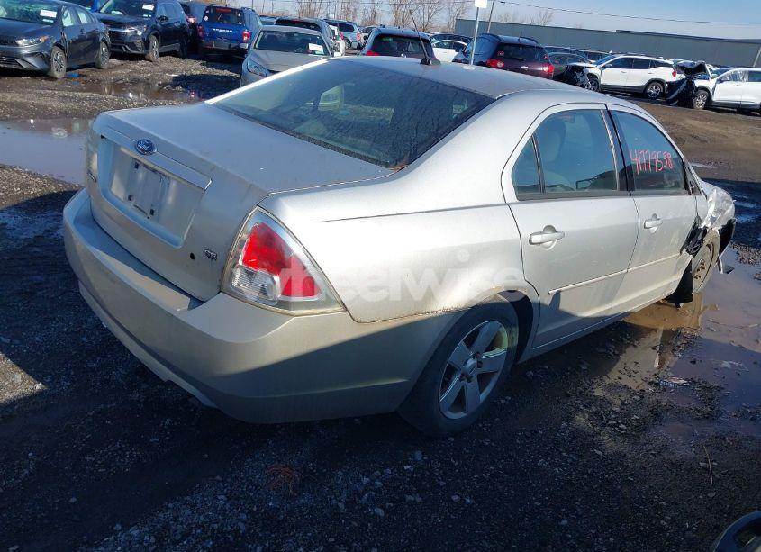 Photo 4 of 2009 Ford Fusion SE (VIN 3FAHP07ZX9R187981)