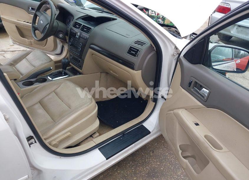 Photo 5 of 2009 Ford Fusion SEL (VIN 3FAHP08129R118002)