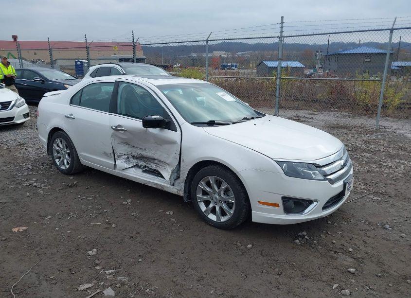 2011 Ford Fusion SEL (VIN 3FAHP0CG4BR143520) main photo