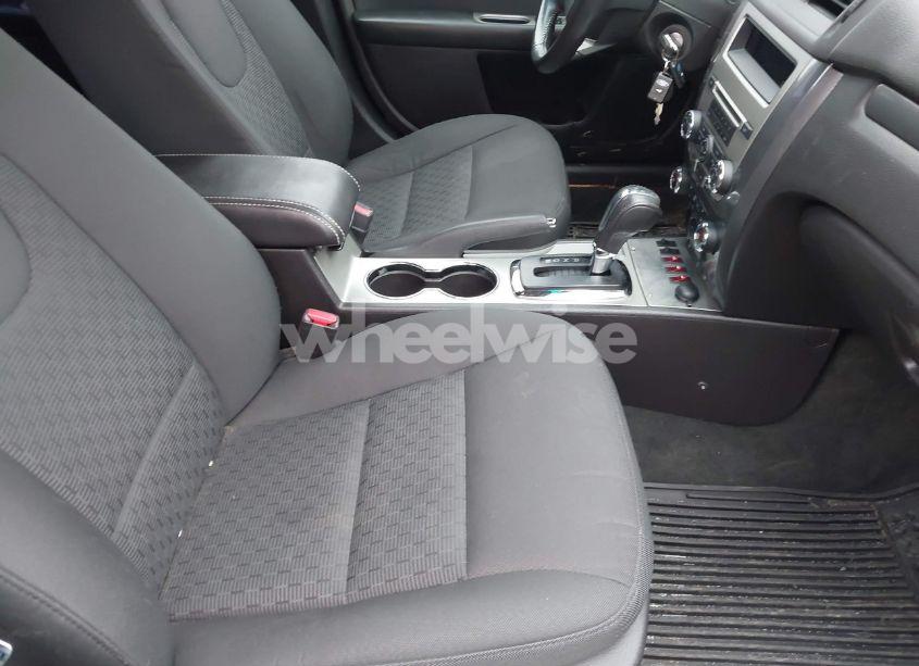 Photo 5 of 2011 Ford Fusion SEL (VIN 3FAHP0CG6BR346120)