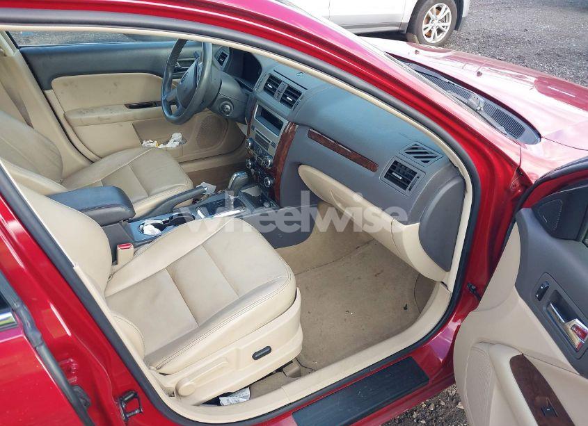 Photo 5 of 2010 Ford Fusion SEL (VIN 3FAHP0CG7AR133532)