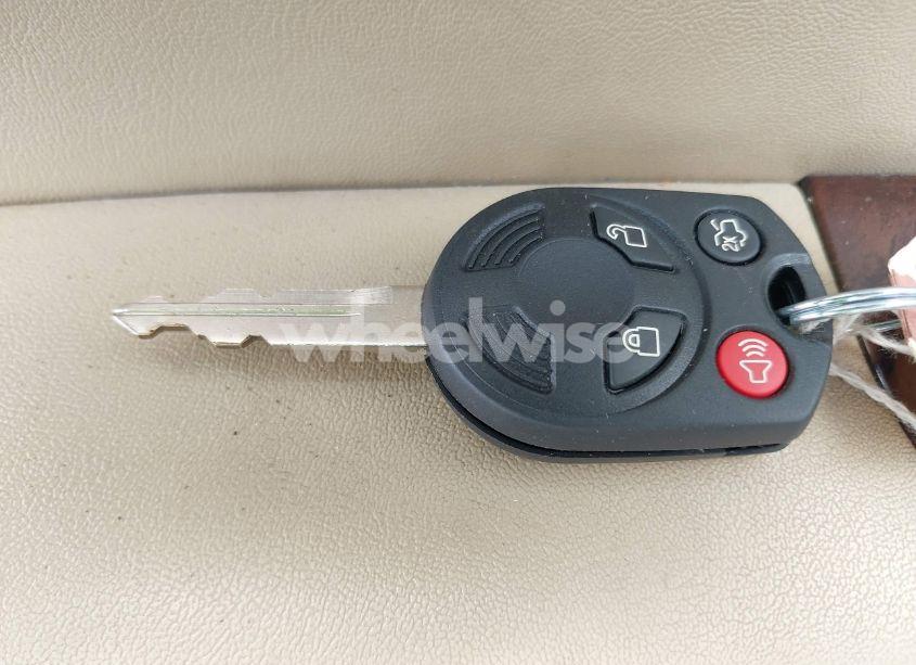 Photo 11 of 2010 Ford Fusion SEL (VIN 3FAHP0CG7AR323654)