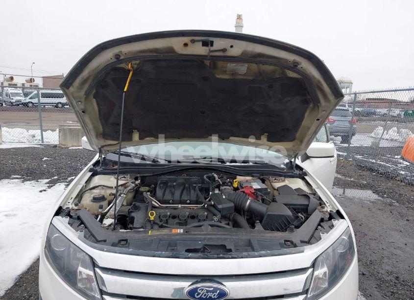 Photo 10 of 2010 Ford Fusion SEL (VIN 3FAHP0CG7AR408123)