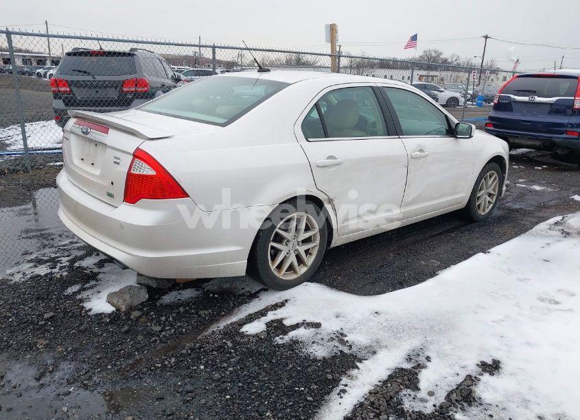 Photo 2 of 2010 Ford Fusion SEL (VIN 3FAHP0CG7AR408123)