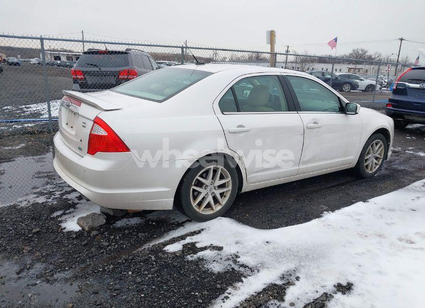 Photo 4 of 2010 Ford Fusion SEL (VIN 3FAHP0CG7AR408123)
