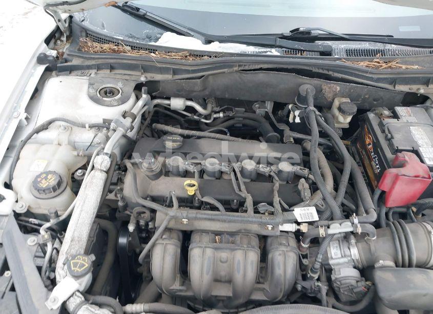 Photo 10 of 2010 Ford Fusion S (VIN 3FAHP0GA0AR271922)