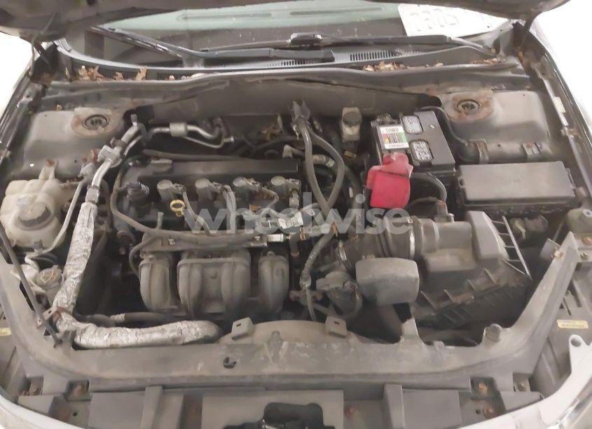 Photo 10 of 2011 Ford Fusion S (VIN 3FAHP0GA0BR112545)