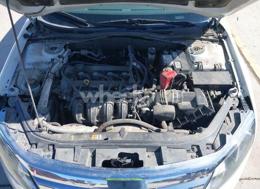 Photo 10 of 2012 Ford Fusion S (VIN 3FAHP0GA0CR137074)