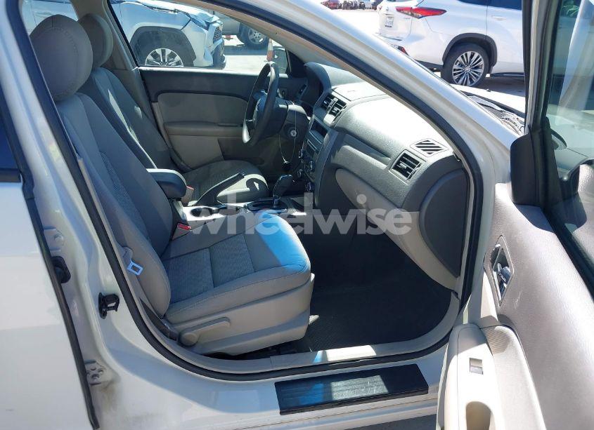 Photo 5 of 2012 Ford Fusion S (VIN 3FAHP0GA0CR137074)