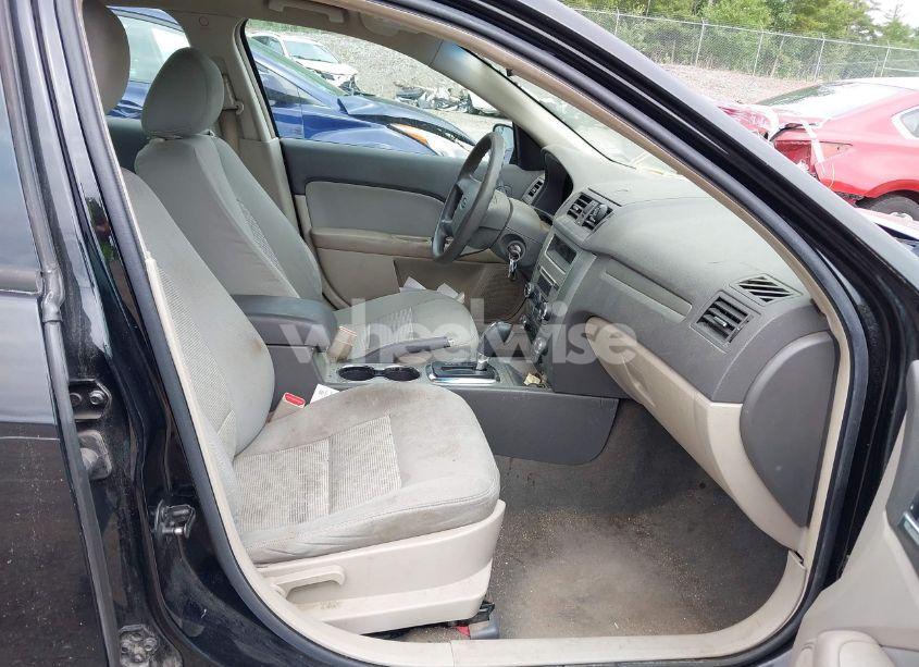 Photo 5 of 2012 Ford Fusion S (VIN 3FAHP0GA0CR153694)