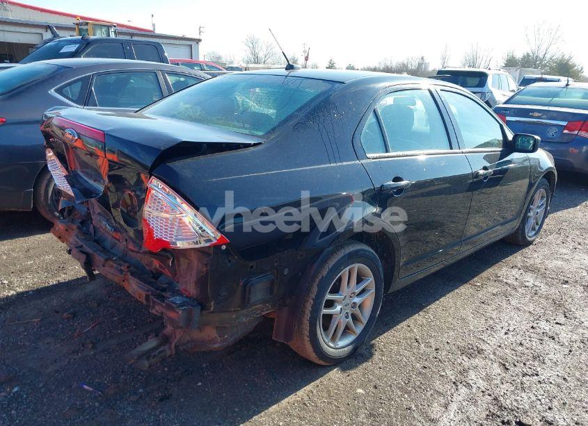 Photo 4 of 2012 Ford Fusion S (VIN 3FAHP0GA0CR175047)