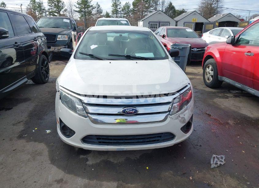 Photo 12 of 2012 Ford Fusion S (VIN 3FAHP0GA0CR297018)