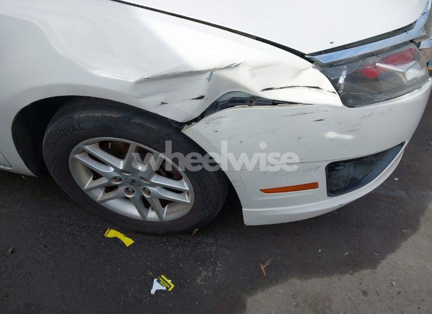 Photo 17 of 2012 Ford Fusion S (VIN 3FAHP0GA0CR297018)