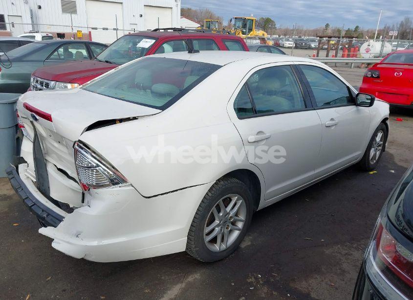 Photo 4 of 2012 Ford Fusion S (VIN 3FAHP0GA0CR297018)
