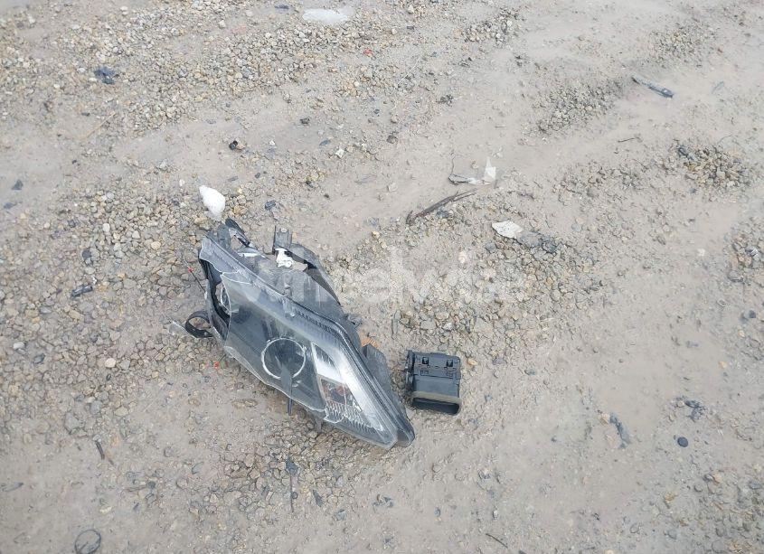 Photo 12 of 2012 Ford Fusion S (VIN 3FAHP0GA0CR305053)