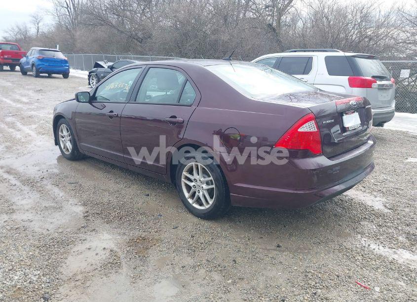 Photo 3 of 2012 Ford Fusion S (VIN 3FAHP0GA0CR305053)