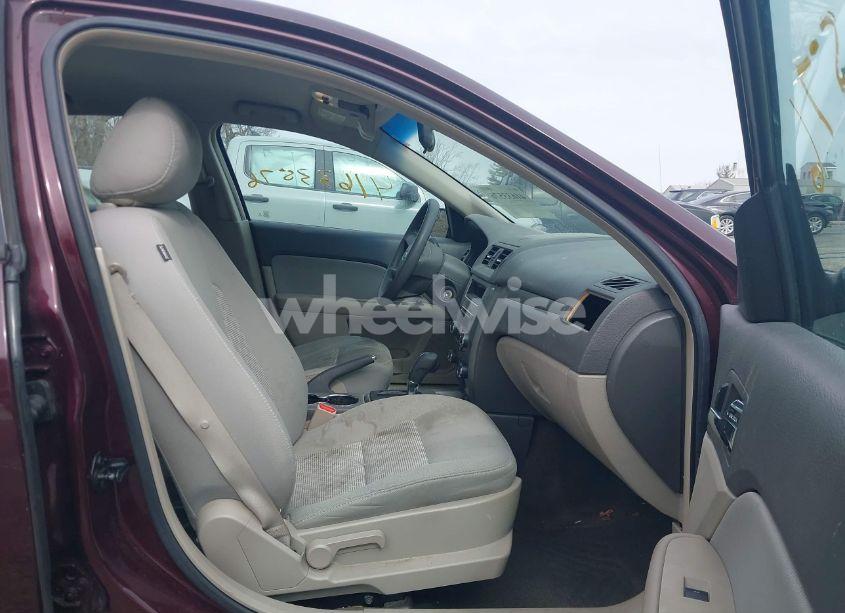 Photo 5 of 2012 Ford Fusion S (VIN 3FAHP0GA0CR305053)