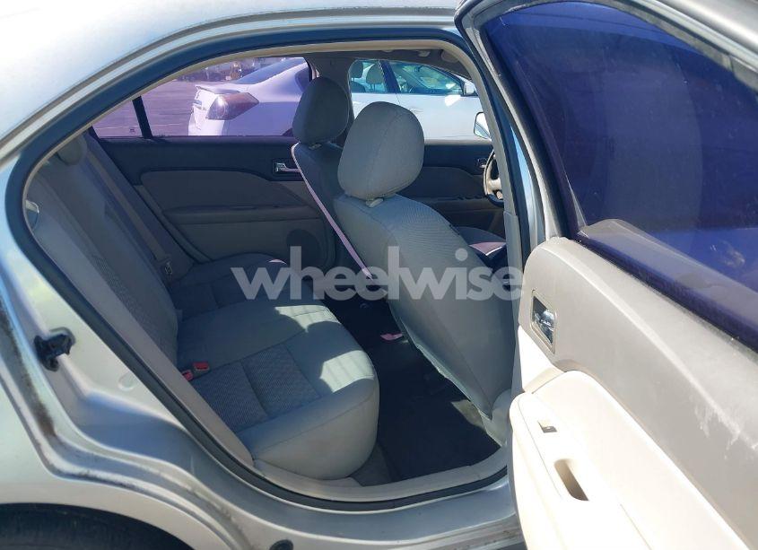 Photo 8 of 2011 Ford Fusion S (VIN 3FAHP0GA1BR316318)