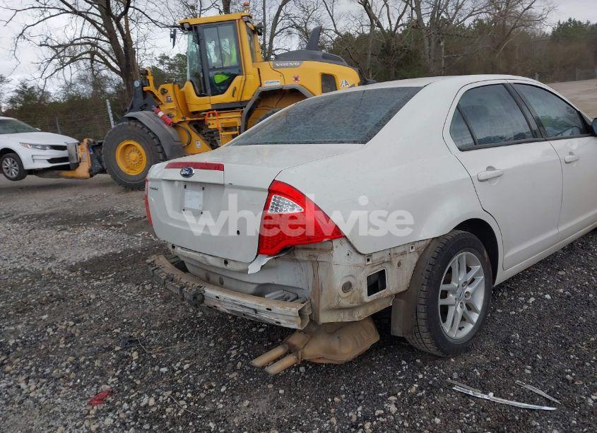 Photo 6 of 2011 Ford Fusion S (VIN 3FAHP0GA1BR337461)