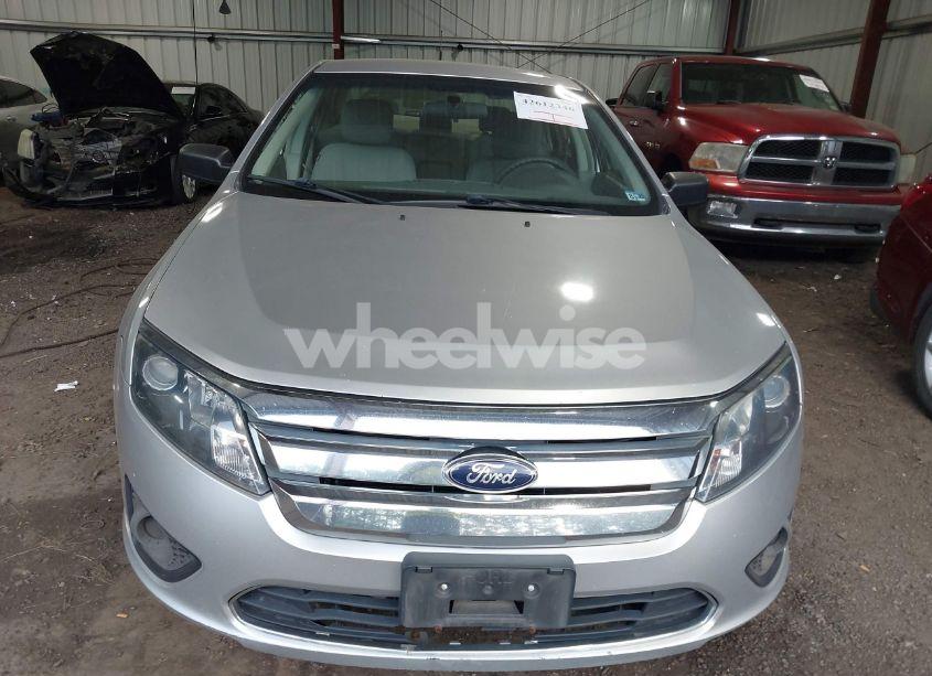 Photo 6 of 2012 Ford Fusion S (VIN 3FAHP0GA1CR347585)
