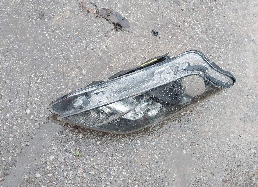 Photo 12 of 2010 Ford Fusion S (VIN 3FAHP0GA3AR276256)