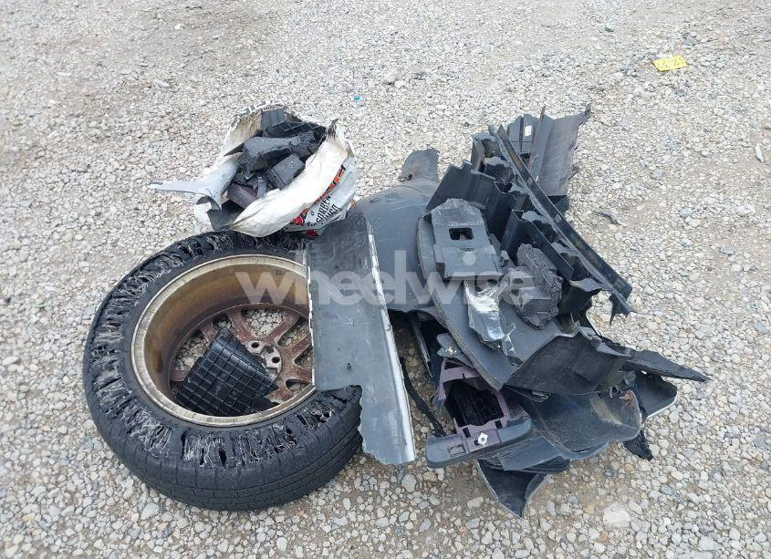 Photo 12 of 2011 Ford Fusion S (VIN 3FAHP0GA3BR232176)