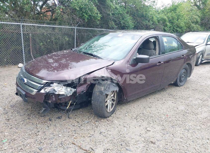 Photo 2 of 2011 Ford Fusion S (VIN 3FAHP0GA3BR232176)